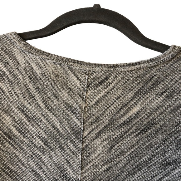 Kuhl Henley Top Pullover Women M Svenna #8339 KUHL Gray White Spacedye Stripe - Picture 6 of 10